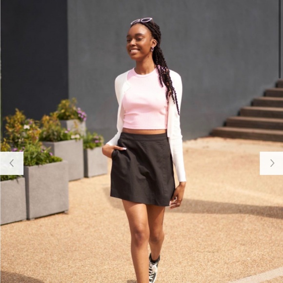 UNIQLO - Ribbed Racer Back Cropped Tank Top - Picture 5 of 6